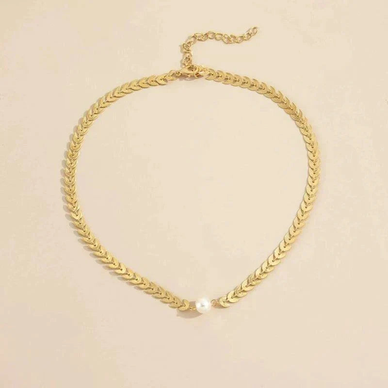 Gold Leaf Pearl Choker Necklace