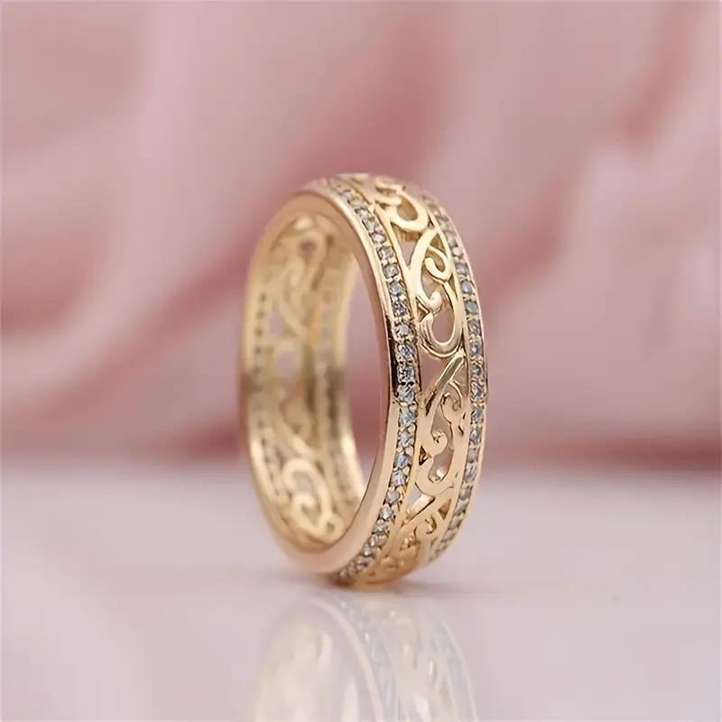 Vintage Filigree Crystal Band Ring